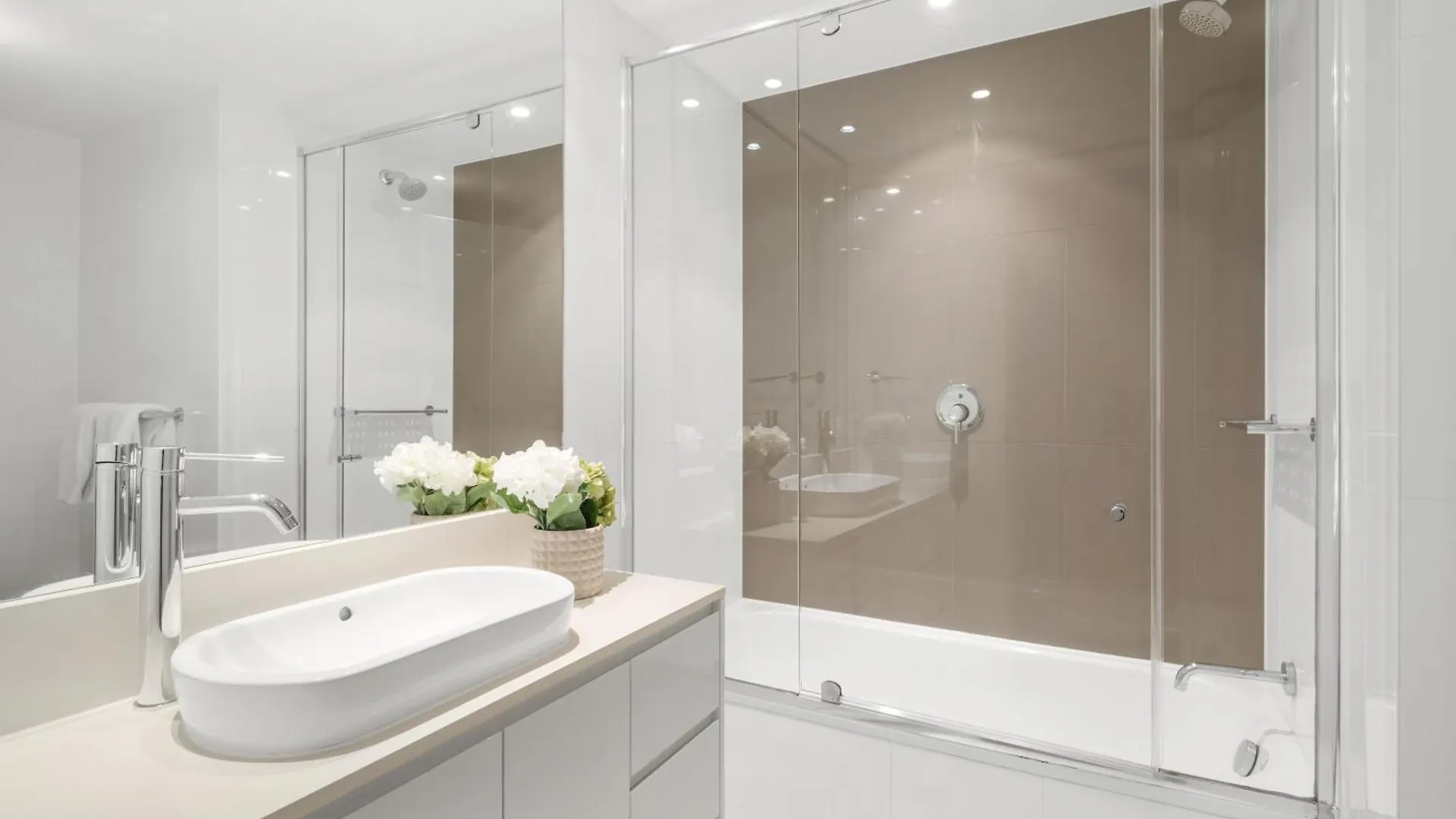Holiday Holiday H-Residences Apartments Gold Coast